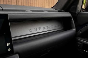 Land Rover Defender — photo 20
