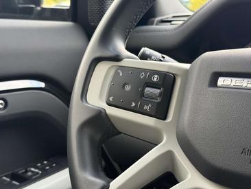 Land Rover Defender 90 D200 SE — photo 18