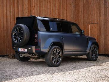 Land Rover Defender — photo 22