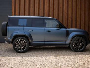 Land Rover Defender — photo 26