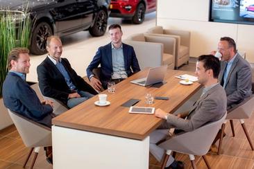 Land Rover Range Rover Sport P400e HSE Dynamic — photo 31