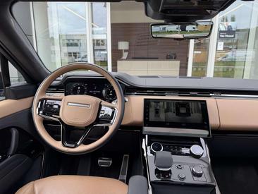 Land Rover Range Rover Sport Autobiography P510e — photo 12