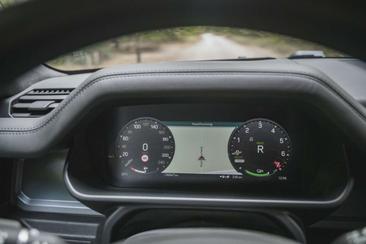 Land Rover Defender Sedona Edition P400E — photo 19