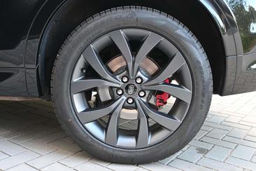 Land Rover Discovery Sport R-Dynamic SE P300e 1.5 — photo 29