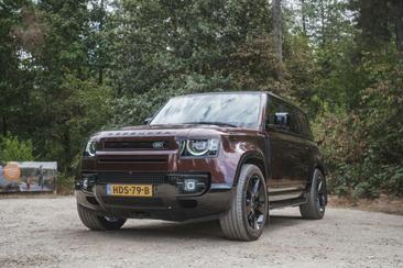 Land Rover Defender Sedona Edition P400E — photo 25