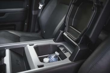 Land Rover Defender Sedona Edition P400E — photo 35