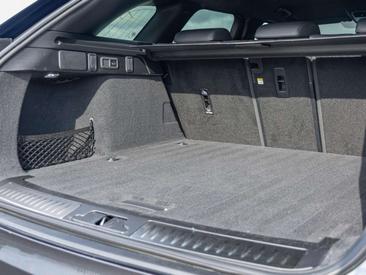 Land Rover Range Rover Velar Dynamic SE PHEV 2.0 P400e AWD — photo 9