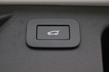 Land Rover Discovery Sport R-DYNAMIC 2.0D S AWD + 7PL. + A/T + GPS + LEDER + Blanc — photo 27