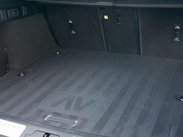 Land Rover Range Rover Velar Dynamic SE PHEV 2.0 P400e AWD — photo 32