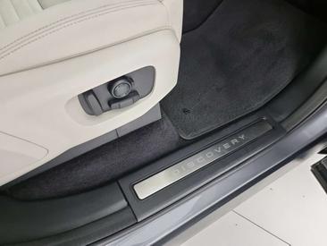 Land Rover Discovery SE Awd 7p.ti Auto 3.0d I6 Mhev 300cv — photo 12