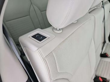 Land Rover Discovery SE Awd 7p.ti Auto 3.0d I6 Mhev 300cv — photo 13