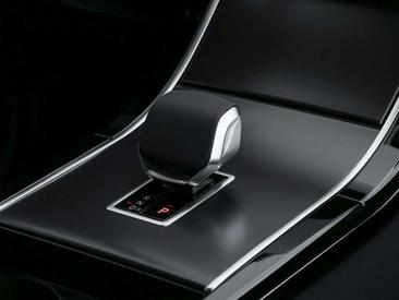 Land Rover Range Rover Velar D300 Dynamic SE — photo 11