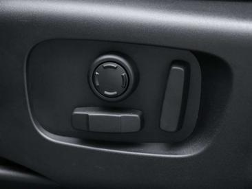 Land Rover Range Rover Velar D300 Dynamic SE — photo 17