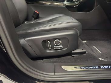 Land Rover Range Rover Evoque Autobiography AWD Auto 2.0D I4 204 MHEV — photo 13