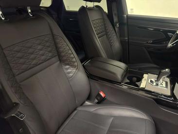 Land Rover Range Rover Evoque Autobiography AWD Auto 2.0D I4 204 MHEV — photo 15