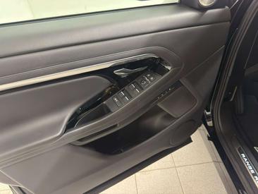 Land Rover Range Rover Evoque Autobiography AWD Auto 2.0D I4 204 MHEV — photo 19