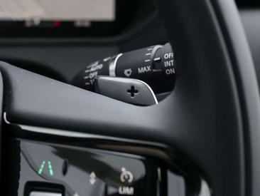 Land Rover Range Rover Velar D300 Dynamic SE — photo 25