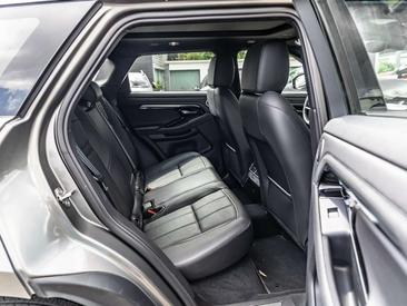 Land Rover Range Rover Evoque P250 R-Dyn SE BLACK PACK PANO — photo 9
