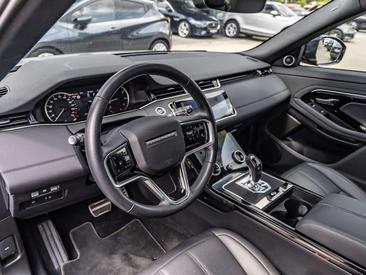Land Rover Range Rover Evoque P250 R-Dyn SE BLACK PACK PANO — photo 10