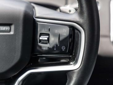 Land Rover Range Rover Evoque P250 R-Dyn SE BLACK PACK PANO — photo 17
