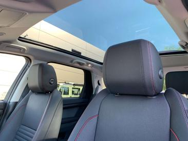Land Rover Discovery Sport D200 AWD R-DYNAMIC SE ACC+NSW — photo 20