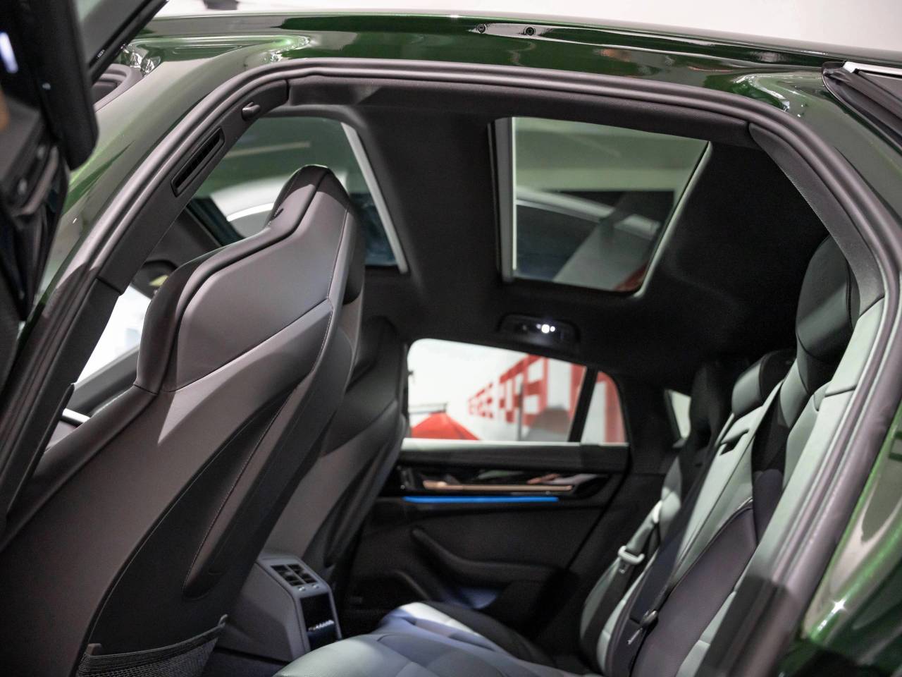 Porsche Panamera III 4 E-Hybrid - 2025 - Joinsteer - #15