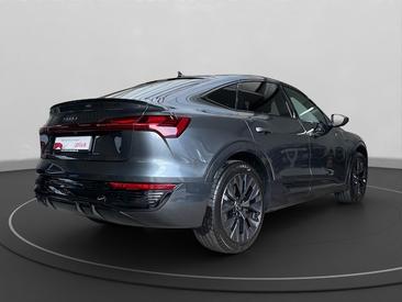 Audi Q8 Sportback E-tron S Line 55 E-tron Quattro — photo 4