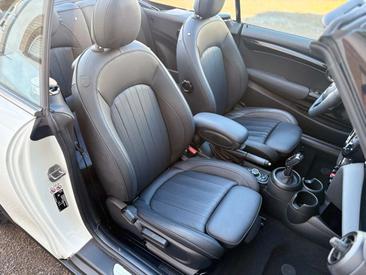 Mini Cabrio COOPER S — photo 14