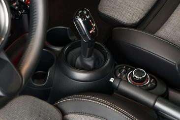 Mini 5 Portes Classic Cooper — photo 10