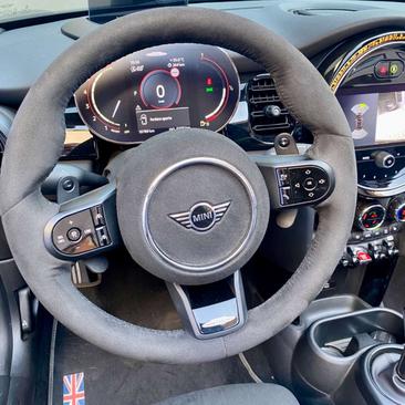 Mini Cabrio John Cooper Works — photo 13