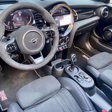 Mini Cabrio John Cooper Works — photo 14