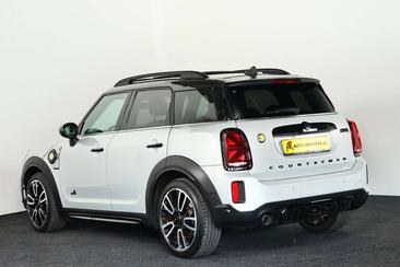 Mini Countryman JCW Cooper SE — photo 6
