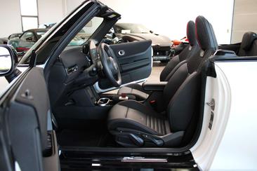 Mini Cabrio John Cooper Works — photo 4