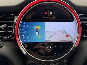 Mini Electric Cooper SE — photo 9