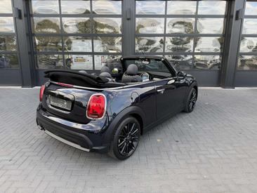 Mini Cabrio COOPER — photo 21