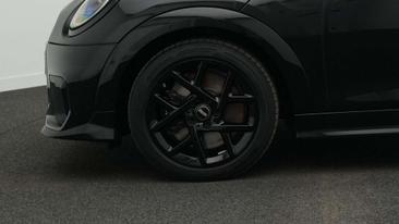 Mini Cooper JCW S — photo 11