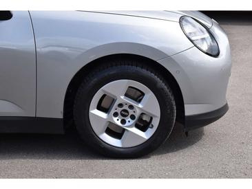 Mini Electric Cooper SE — photo 4