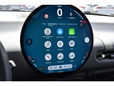 Mini Electric Cooper SE — photo 10