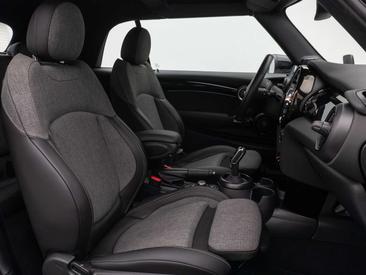 Mini Cabrio COOPER — photo 28