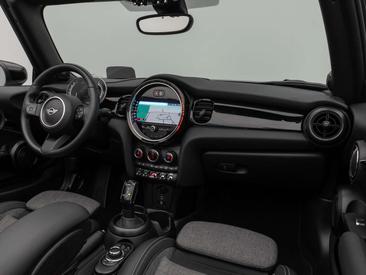 Mini Cabrio COOPER — photo 33
