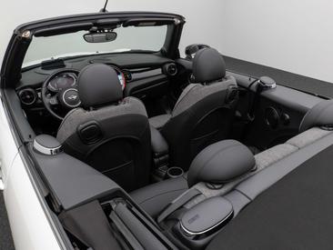Mini Cabrio COOPER — photo 37