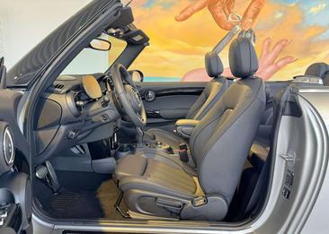 Mini Cabrio John Cooper Works — photo 5