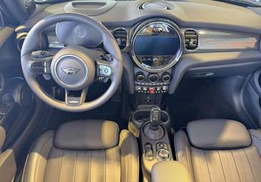 Mini Cabrio John Cooper Works — photo 6
