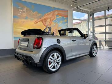 Mini Cabrio John Cooper Works — photo 10