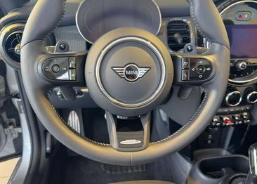 Mini Cabrio John Cooper Works — photo 14