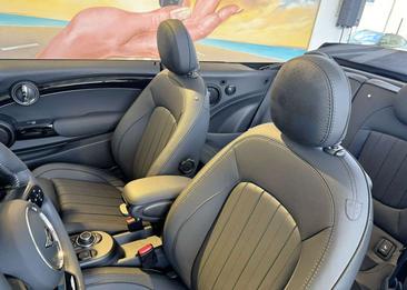 Mini Cabrio John Cooper Works — photo 22