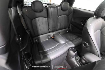 Mini Hatch Cooper S — photo 12