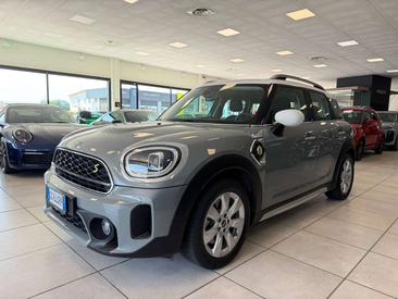 Mini Countryman COOPER SE — photo 2