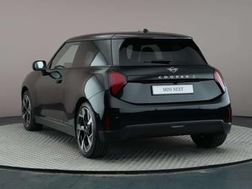 Mini Hatch Classic Cooper SE — photo 9