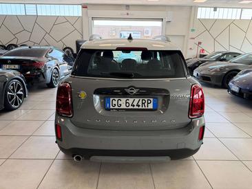 Mini Countryman COOPER SE — photo 5